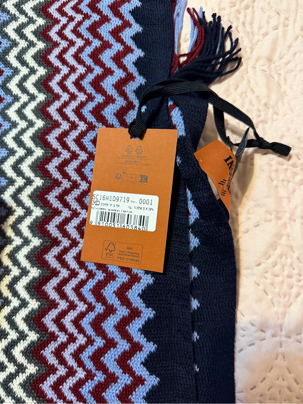Missoni Zigzag Knit Scarf in Navy, Light Blue, Burgundy, White
New with tags - Picture 2 of 3